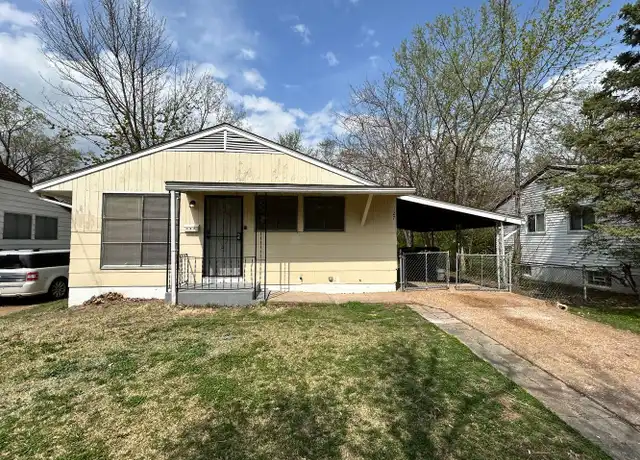 Property at 127 McAlpine Dr, Saint Louis, MO, 63137, 3 beds, 1 bath, [object Object]