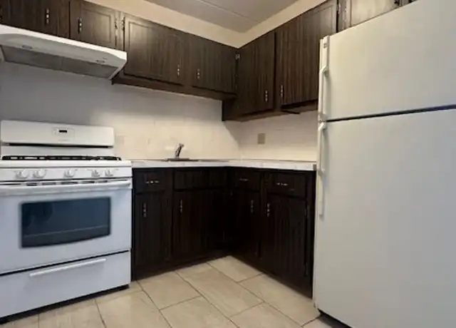Property at 225 Independence Ave Unit 32, Quincy, MA, 02169, 1 bed, 1 bath, [object Object]