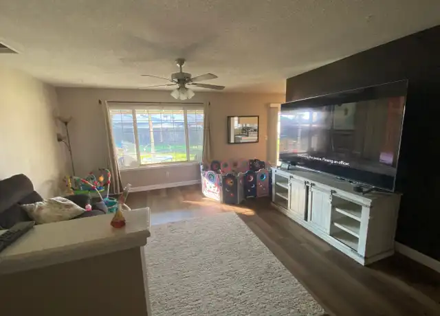 Property at 277 W Deodar Ln, Lemoore, CA, 93245, 3 beds, 2 baths, [object Object]