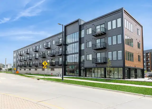 Property at Sinclair on 16th - 475 16th Ave SE, Cedar Rapids, IA, 52401, 1 bed, 1 bath, [object Object]