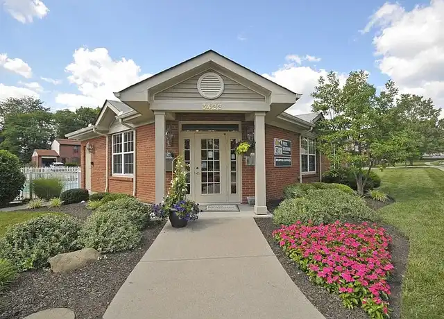 Property at Four Seasons Apartments - 3422 Cintonya Dr, Erlanger, KY, 41018, 1-2 bed, 1 bath, [object Object]