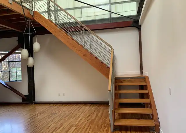 Property at 2121 E 7th Pl Unit 2121 M202, Los Angeles, CA, 90021, 1 bed, 1 bath, [object Object]