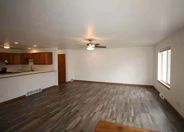 Property at 1115 Gammon Ln Unit 8, Madison, WI, 53719, 2 beds, 1.5 baths, [object Object]