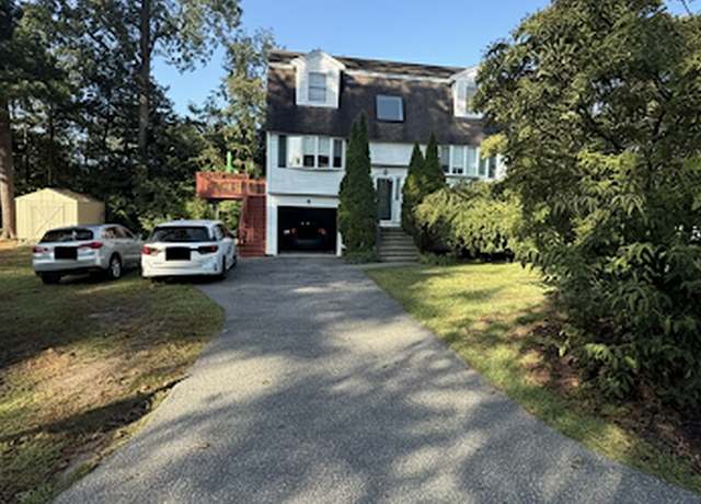 Photo of 39 Endleigh Ave, Billerica, MA 01821