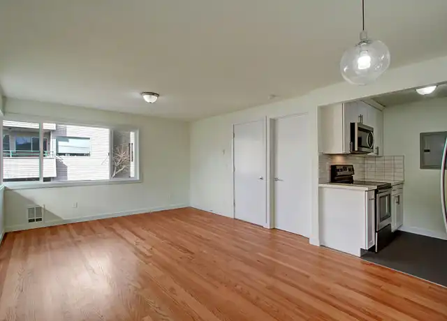 Property at 1436 NW 60th St Unit 4, Seattle, WA, 98107, 1 bed, 1 bath, [object Object]