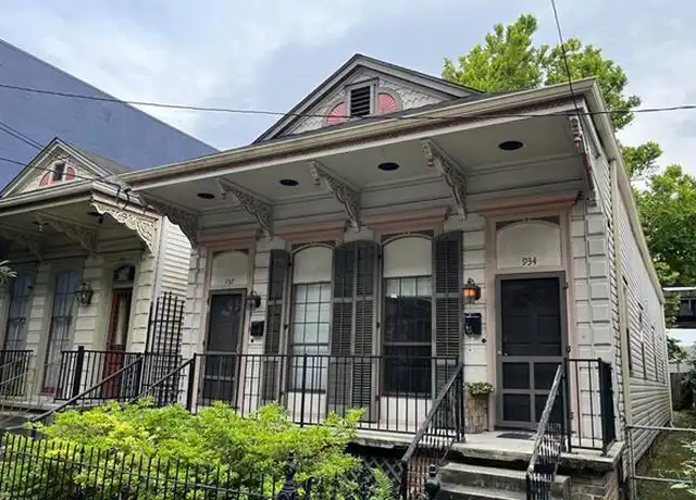 Property at 934 John Churchill Chase St, New Orleans, LA, 70130, 2 beds, 1 bath, [object Object]