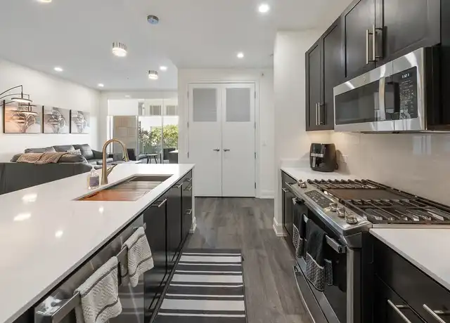 Property at The Residences on High Street - 5315 E High St, Phoenix, AZ, 85054, 1-3 bed, 1-2.5 bath, [object Object]