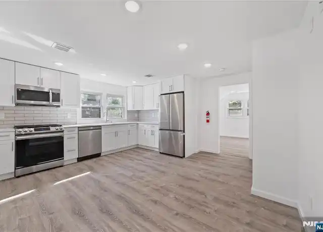 Property at 41 Hoffman St Unit 2, South Hackensack, NJ, 07606, 2 beds, 1 bath, [object Object]