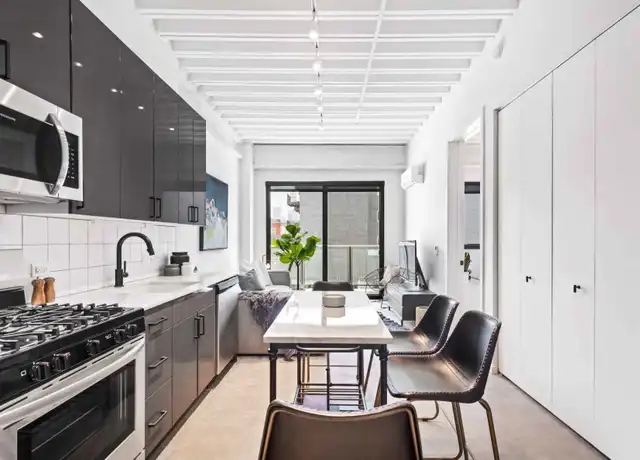 Property at 1222 W Jackson Blvd Unit 915, Chicago, IL, 60607, 1 bed, 1 bath, [object Object]