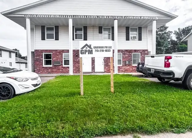 Property at 3210 Oak Knoll Dr Unit 5, Eau Claire, WI, 54701, 1 bed, 1 bath, [object Object]
