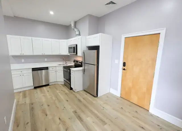 Property at 66 Main St Unit 3A, Taunton, MA, 02780, 1 bed, 1 bath, [object Object]