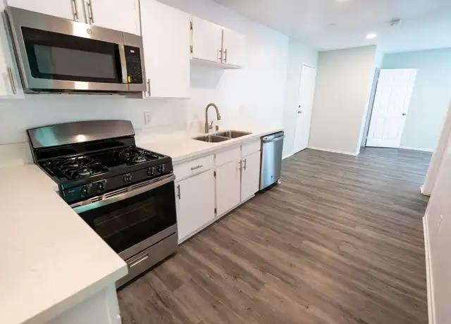 Property at 226 Serrano Ave Unit 301, Los Angeles, CA, 90004, 2 beds, 1 bath, [object Object]