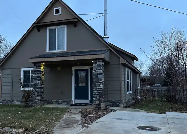Property at 424 Walnut Ave, Emmett, ID, 83617, 4 beds, 2 baths, [object Object]