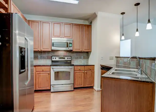 Property at 1711 Old Spanish Trl #113, Houston, TX, 77054, 2 beds, 2 baths, [object Object]