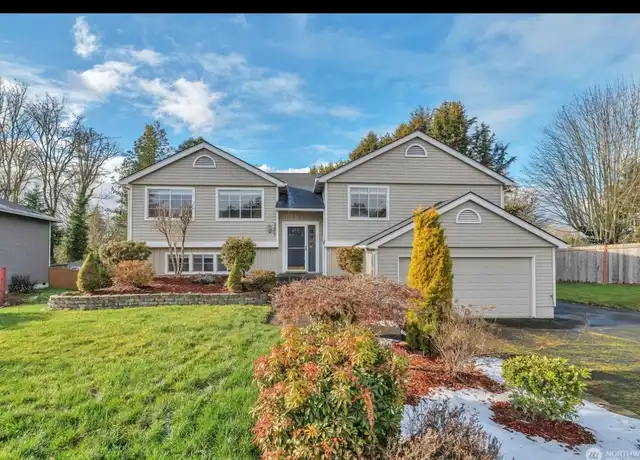 Property at 28803 13th Ave S, Federal Way, WA, 98003, 3 beds, 2 baths, [object Object]