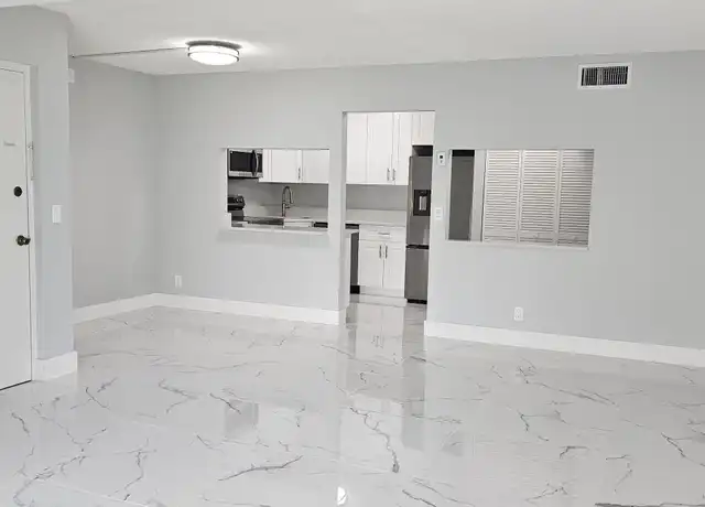 Property at 4991 Sable Pine Cir Unit B1, West Palm Beach, FL, 33417, 2 beds, 2 baths, [object Object]
