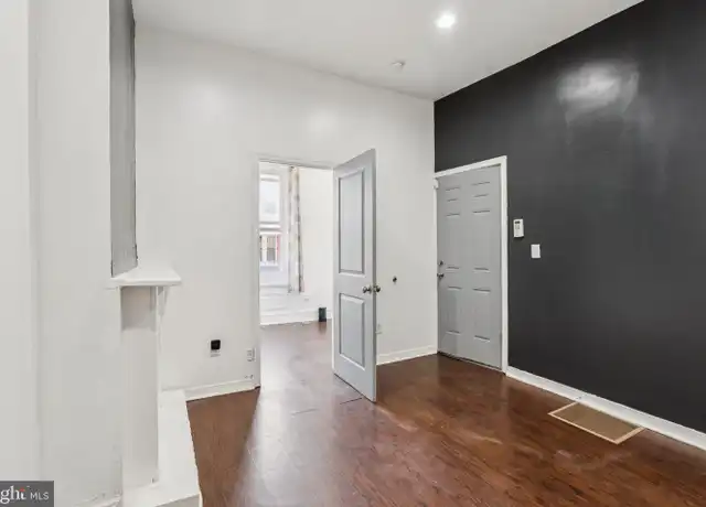 Property at 1122 W Dauphin St Unit 1, Philadelphia, PA, 19133, 1 bed, 1 bath, [object Object]