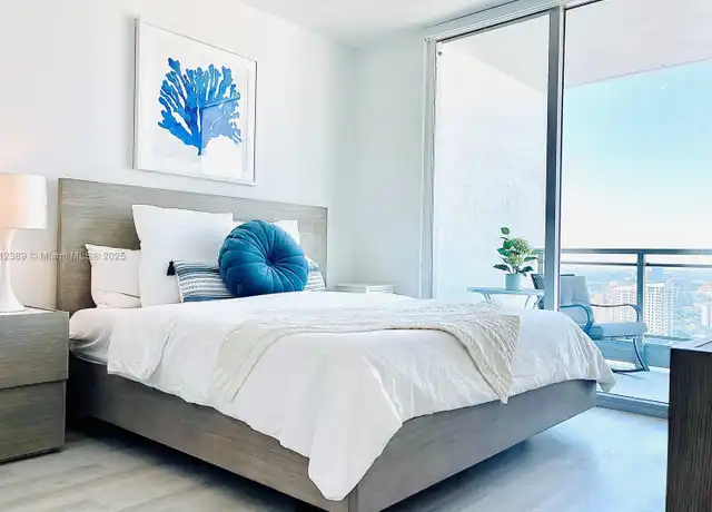 Property at 90 SW 3rd St #3109, Miami, FL, 33130, 2 beds, 2 baths, [object Object]
