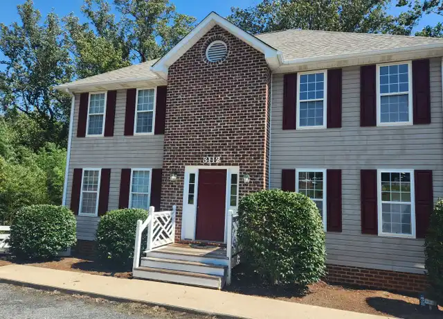 Property at 3112 Link Rd Unit 3112 C, Lynchburg, VA, 24503, 2 beds, 1 bath, [object Object]