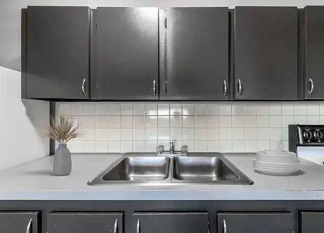 Property at Alphada Place Apartments - 1446 Alphada Ave, Akron, OH, 44310, 0-2 beds, 1 bath, [object Object]