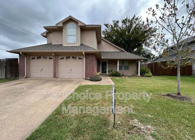Photo of 7740 Western Oaks Dr, North Richland Hills, TX 76182