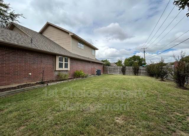 Photo of 7740 Western Oaks Dr, North Richland Hills, TX 76182
