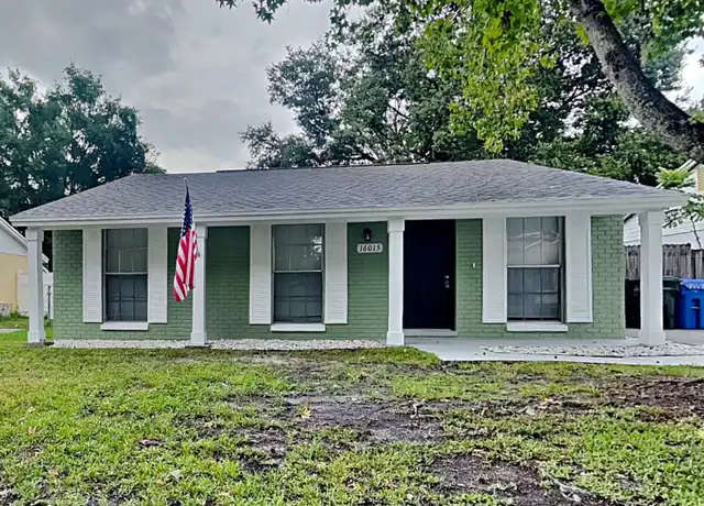 Property at 16015 Splitlog Dr, Tampa, FL, 33618, 3 beds, 2 baths, [object Object]