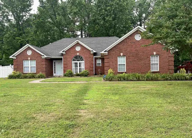 Property at 157 Preswick Pl NW, Huntsville, AL, 35806, 3 beds, 2 baths, [object Object]