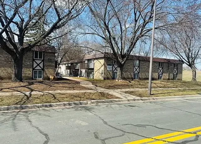 Photo of 5301 Russell Ave N, Minneapolis, MN 55430