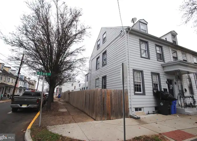 Property at 201 Penn St Unit B, Burlington, NJ, 08016, 2 beds, 1.5 baths, [object Object]