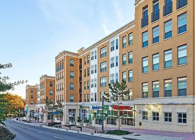 Property at Northgate at Falls Church - 450 N Washington St, Falls Church, VA, 22046, 1-2 bed, 1-2 bath, [object Object]