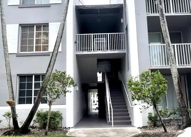 Property at 631 SW 111th Ln #102, Pembroke Pines, FL, 33025, 3 beds, 2 baths, [object Object]