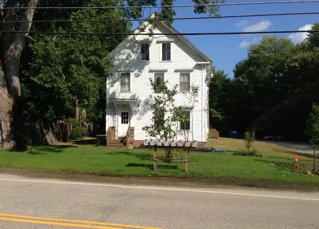 Property at 173 Main St Unit 5, Kingston, NH, 03848, 1 bed, 1 bath, [object Object]