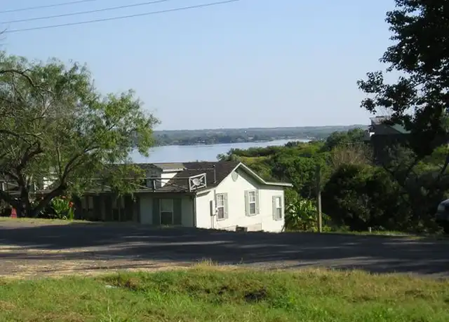 Property at 533 S Vista Dr, Sandia, TX, 78383, 1 bed, 1 bath, [object Object]