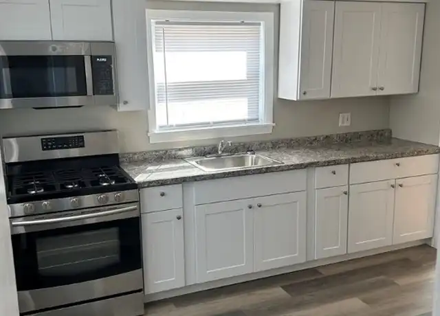 Property at 101 Rutherglen Ave Unit 1, Providence, RI, 02907, 2 beds, 1 bath, [object Object]
