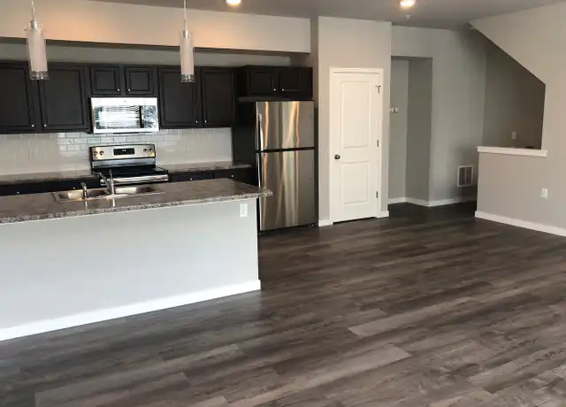 Property at 2264 Bison St Bldg 2264, Marion, IA, 52302, 2 beds, 1.5 baths, [object Object]