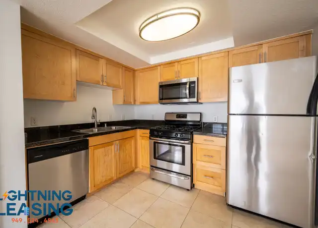 Property at 939 Palm Ave Unit 206C, West Hollywood, CA, 90069, 3 beds, 3 baths, [object Object]