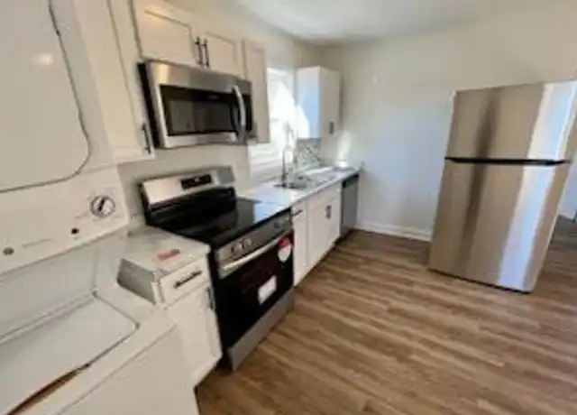 Property at 1010 Randolph Ave Unit C, Pulaski, VA, 24301, 2 beds, 1 bath, [object Object]
