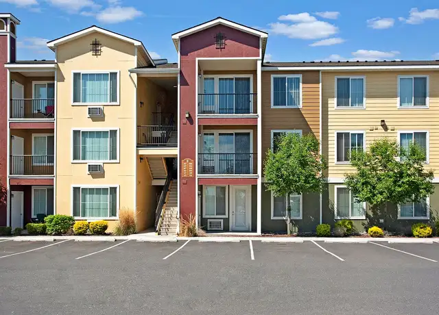 Photo of 1133 N Grape Dr, Moses Lake, WA 98837