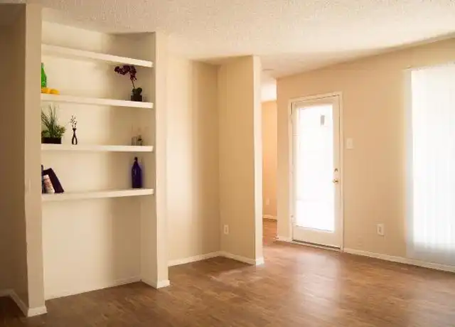 Property at 5101 Springlake Pkwy, Haltom City, TX, 76117, 1 bed, 1 bath, [object Object]