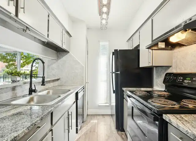 Property at 5560 Medical Center Apartments - 5560 N Portland Ave, Oklahoma City, OK, 73112, 1-2 bed, 1-2 bath, [object Object]