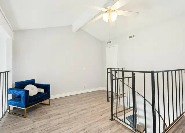 Property at 5560 Medical Center Apartments - 5560 N Portland Ave, Oklahoma City, OK, 73112, 1-2 bed, 1-2 bath, [object Object]