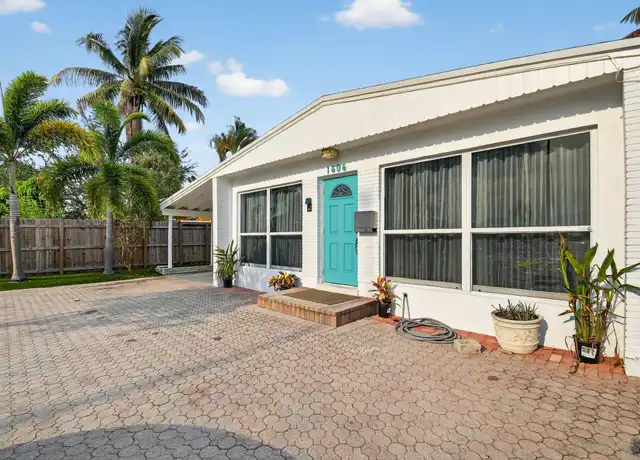 Property at 1606 NE 15th Ave Unit 1606, Fort Lauderdale, FL, 33305, 3 beds, 2 baths, [object Object]