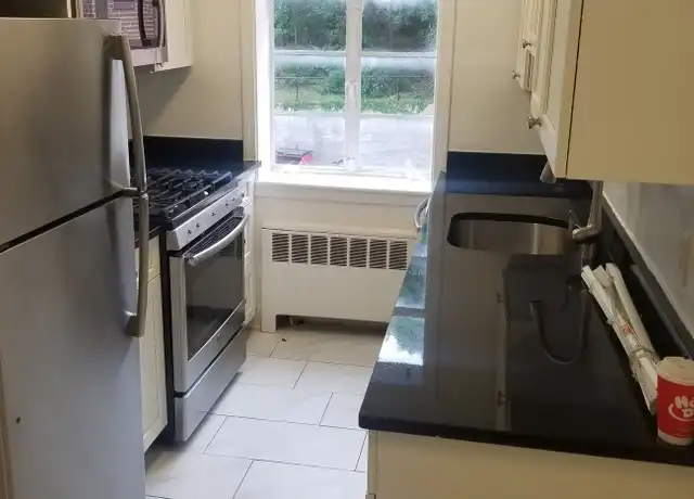Property at 82 Saint Paul St, Brookline, MA, 02446, 2 beds, 1 bath, [object Object]