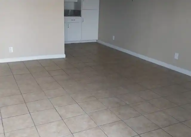 Property at 4401 Belle Ter Unit 36, Bakersfield, CA, 93309, 1 bed, 1 bath, [object Object]