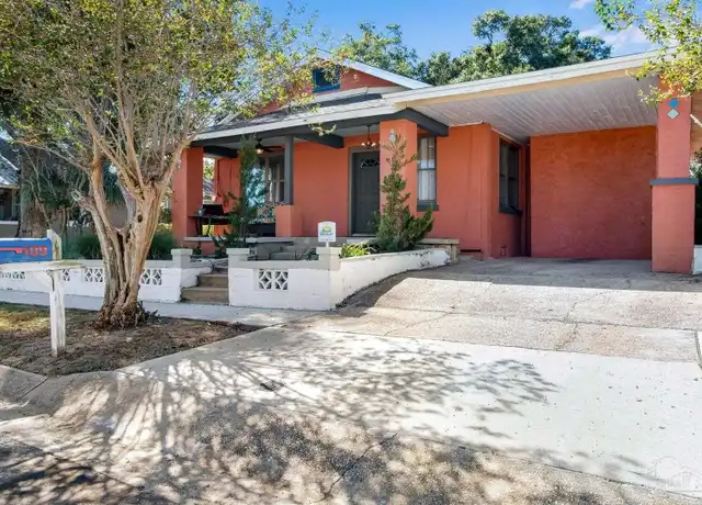 Property at 109 N D St, Pensacola, FL, 32502, 3 beds, 2 baths, [object Object]