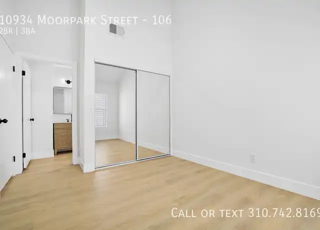 Property at 10934 Moorpark St Unit 106, North Hollywood, CA, 91602, 2 beds, 2.5 baths, [object Object]