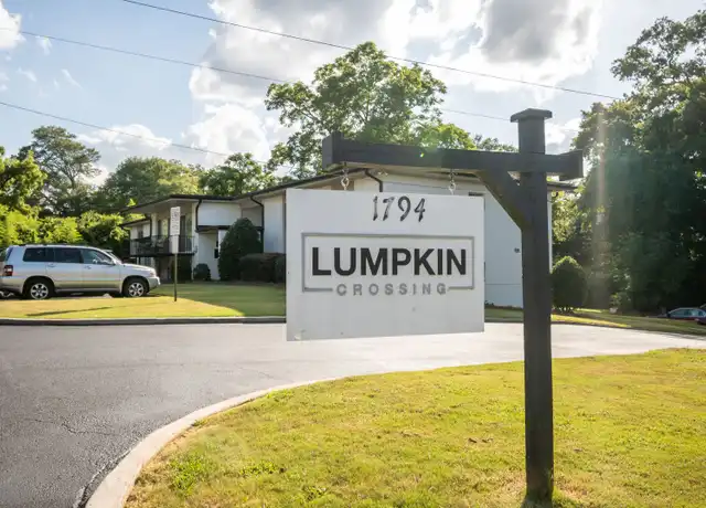 Property at 1794 S Lumpkin St, Athens, GA, 30606, 2 beds, 1 bath, [object Object]