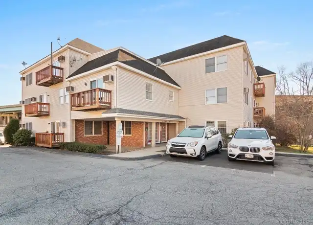 Property at 20 Daly St Unit 2F, Stamford, CT, 06902, 1 bed, 1 bath, [object Object]