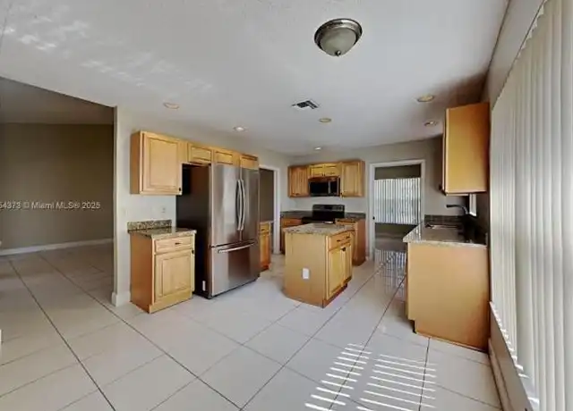 Property at 485 Greaton Ave, Davie, FL, 33325, 3 beds, 2 baths, [object Object]